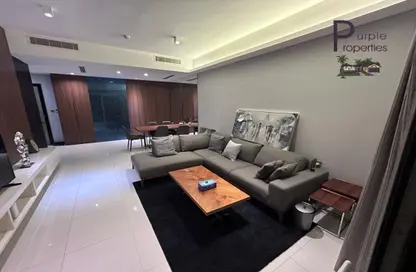 Living Room image for: Apartment - 2 Bedrooms - 3 Bathrooms for rent in Al Juffair - Capital Governorate, Image 1
