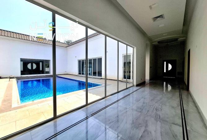 956960 - Property Image 2