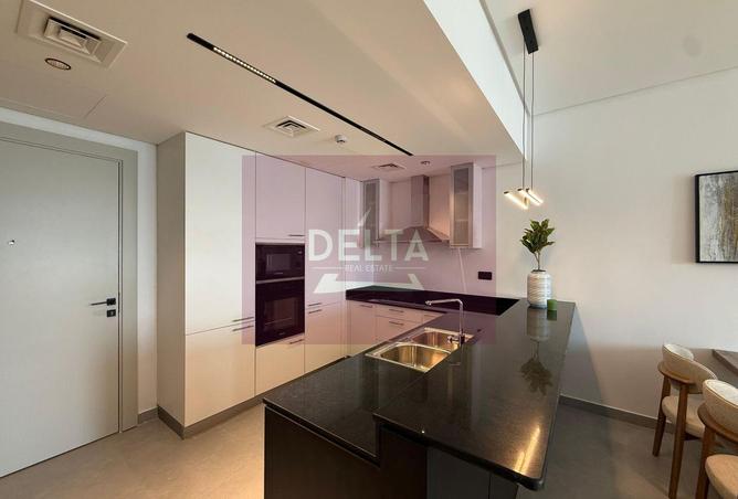 987737 - Property Image 3