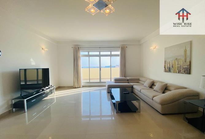 952289 - Property Image 2