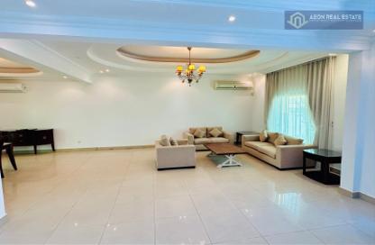Villa - 5 Bedrooms - 6 Bathrooms for rent in Tubli - Central Governorate