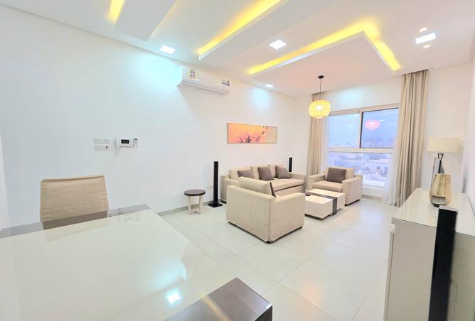 987378 - Property Image 2