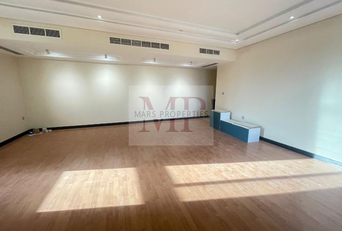 924979 - Property Image 3