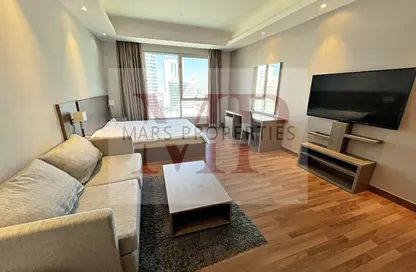 Apartment - Studio - 1 Bathroom for rent in Sanabis - Manama - Capital Governorate