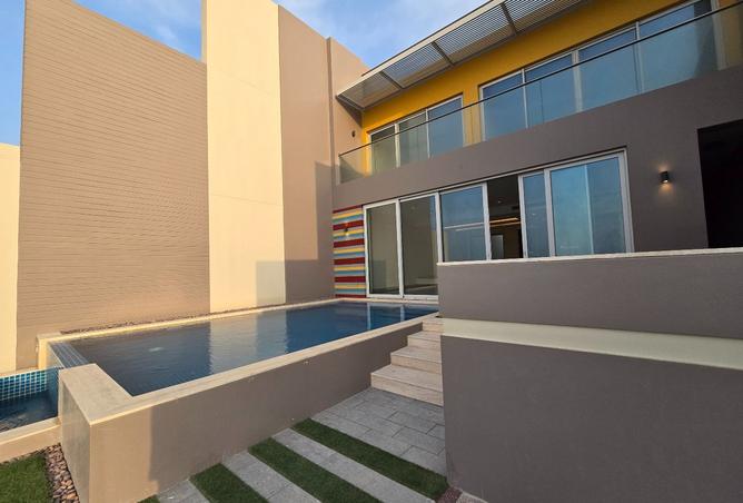 981767 - Property Image 3