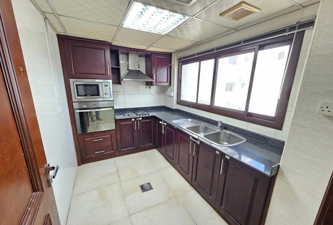 972180 - Property Image 2