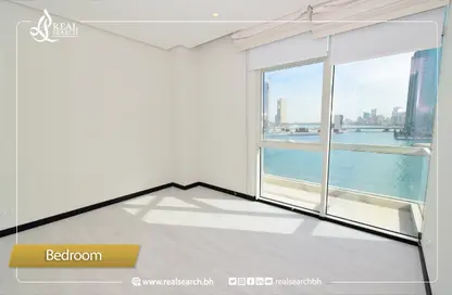 Apartment - 3 Bedrooms - 5 Bathrooms for rent in Reef Island - Capital Governorate