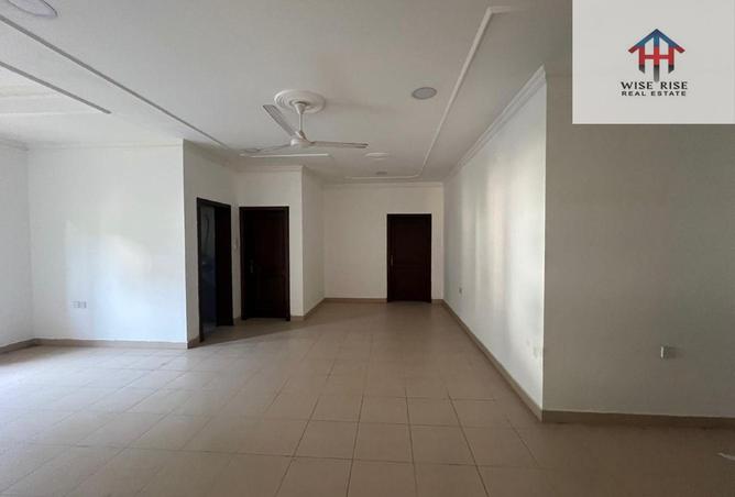 977811 - Property Image 2