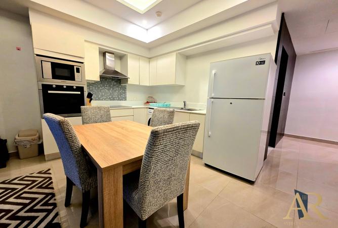 985596 - Property Image 3