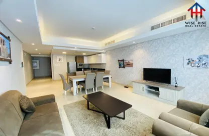 Apartment - 2 Bedrooms - 3 Bathrooms for rent in Busaiteen - Muharraq Governorate