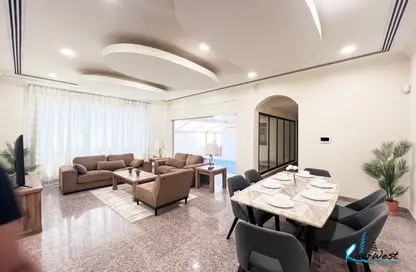 Apartment - 2 Bedrooms - 3 Bathrooms for rent in Busaiteen - Muharraq Governorate