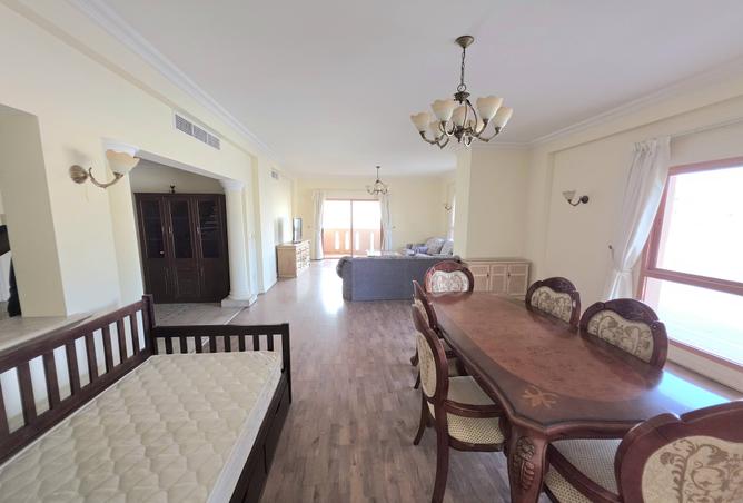 969018 - Property Image 3