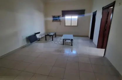 شقة - 2 غرف نوم - 2 حمامات للايجار في سند - المحافظة الوسطى