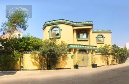 Villa - 3 Bedrooms - 6 Bathrooms for sale in Isa Town - Central Governorate