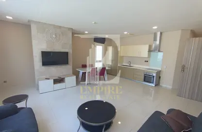 Apartment - 2 Bedrooms - 3 Bathrooms for rent in Janabiya - Northern Governorate
