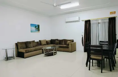 Apartment - 2 Bedrooms - 2 Bathrooms for rent in Um Al Hasam - Manama - Capital Governorate