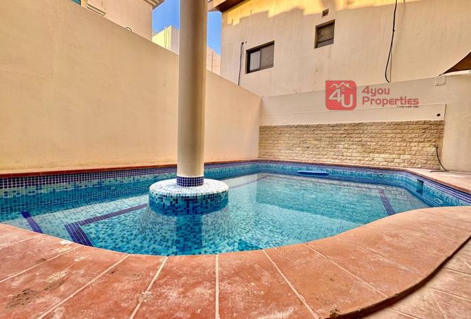 953309 - Property Image 3