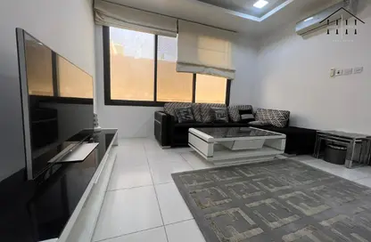 Apartment - 3 Bedrooms - 2 Bathrooms for rent in Janabiya - Northern Governorate