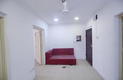 Apartment - 2 Bedrooms - 1 Bathroom for rent in Muharraq - Muharraq Governorate