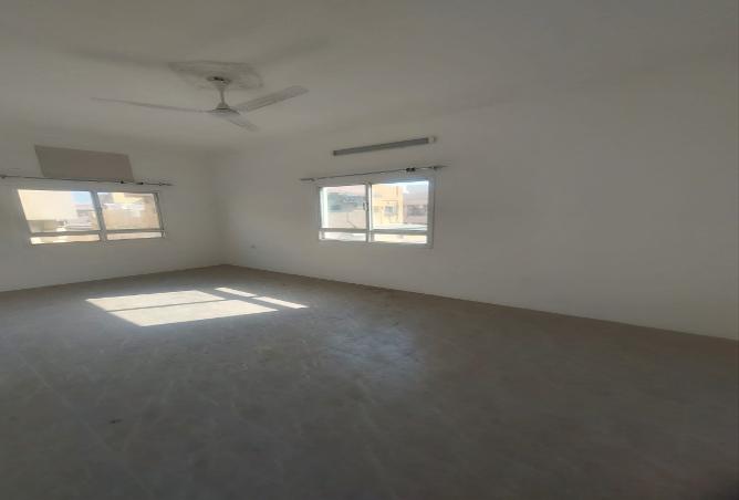 987979 - Property Main Image