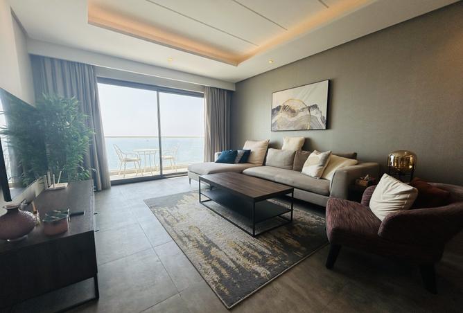 956833 - Property Image 2