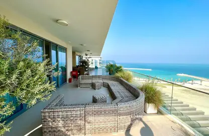 Apartment - 4 Bedrooms - 5 Bathrooms for rent in Marassi Shores Residences - Diyar Al Muharraq - Muharraq Governorate