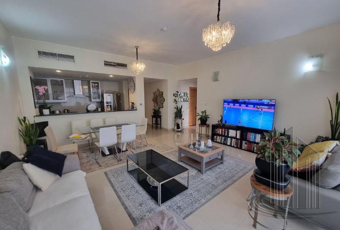 977907 - Property Image 3