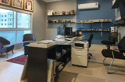 مكتب - استوديو - 3 حمامات للايجار في الحد - المحرق