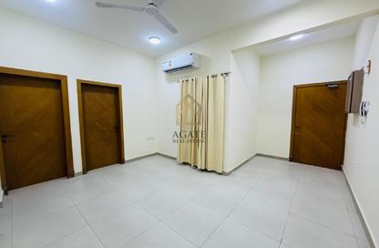 Apartment - 2 Bedrooms - 1 Bathroom for rent in Um Al Hasam - Manama - Capital Governorate