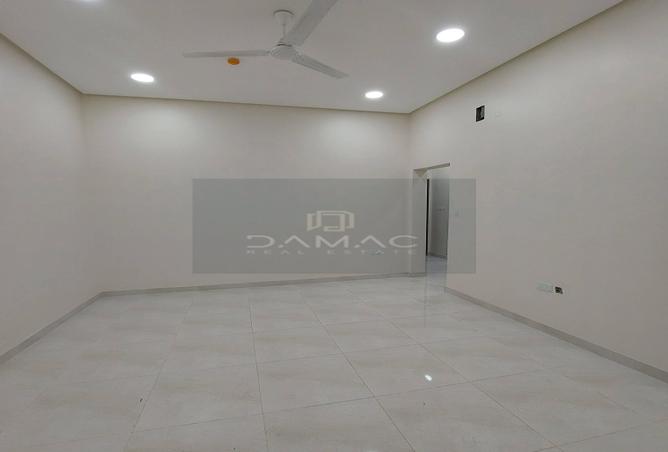970010 - Property Image 3