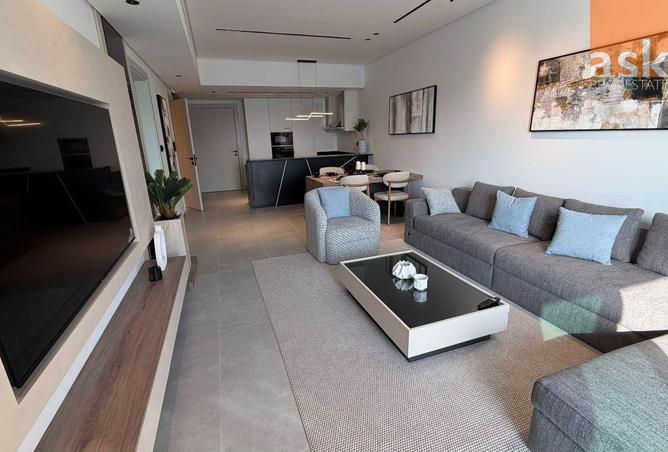 989344 - Property Image 2