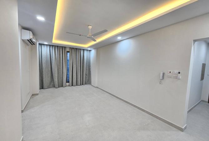 981961 - Property Image 2