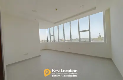 Office Space - Studio - 2 Bathrooms for rent in Maqabah - Northern Governorate