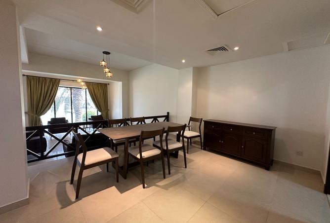 979293 - Property Image 2