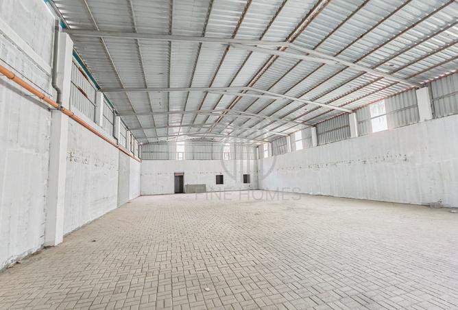 964972 - Property Main Image