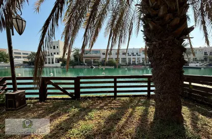 فيلا - 3 غرف نوم - 5 حمامات للبيع في مدينة المرسى - أمواج - المحرق