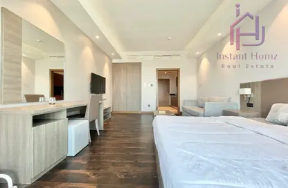 Apartment - Studio - 1 Bathroom for rent in Sanabis - Manama - Capital Governorate