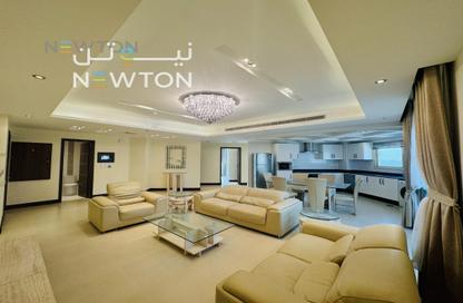 Apartment - 3 Bedrooms - 3 Bathrooms for rent in Al Juffair - Capital Governorate