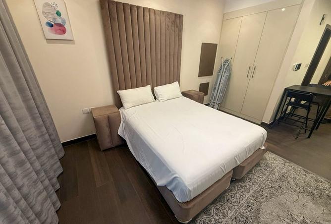 986380 - Property Image 2