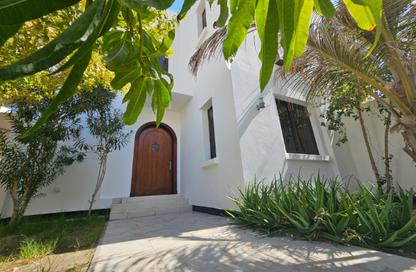 Villa - 3 Bedrooms - 4 Bathrooms for rent in Galali - Muharraq Governorate