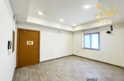 Office Space - Studio - 2 Bathrooms for rent in Hidd - Muharraq Governorate