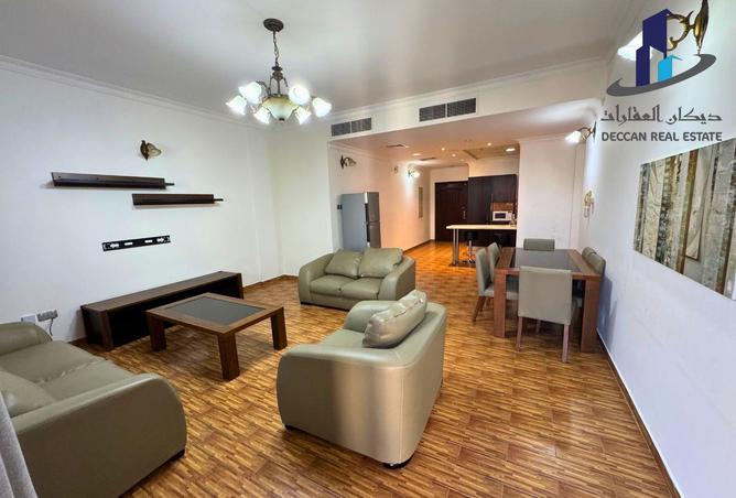 989235 - Property Main Image