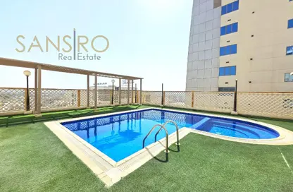 Apartment - 3 Bedrooms - 3 Bathrooms for rent in Sanabis - Manama - Capital Governorate