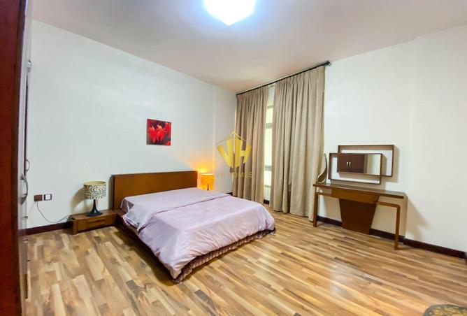 972080 - Property Image 2