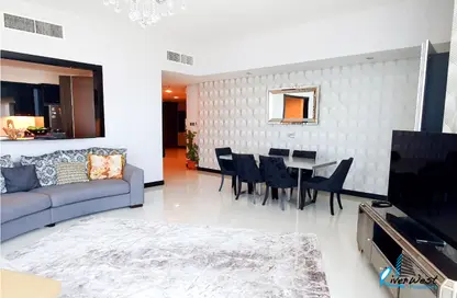 Apartment - 2 Bedrooms - 3 Bathrooms for rent in Al Juffair - Capital Governorate