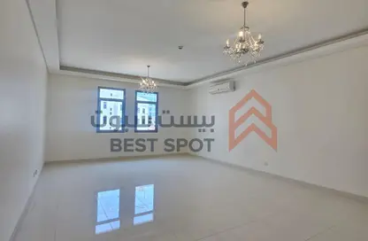 شقة - 3 غرف نوم - 4 حمامات للبيع في السيف - محافظة العاصمة