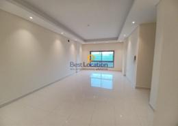 Apartment - 2 bedrooms - 2 bathrooms for rent in Bu Kowarah - Riffa - Southern Governorate