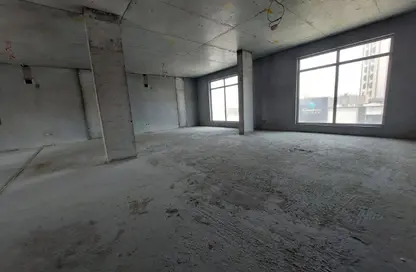 Shop - Studio - 3 Bathrooms for rent in Salmaniya - Manama - Capital Governorate