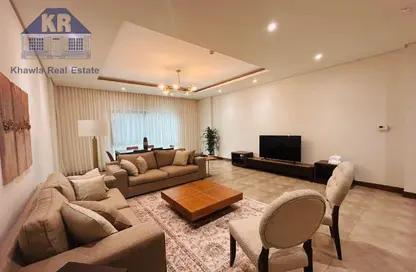 شقة - 2 غرف نوم - 2 حمامات للايجار في شارع أمواج - أمواج - المحرق