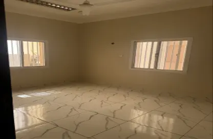 Townhouse - 3 Bedrooms - 3 Bathrooms for rent in Muharraq - Muharraq Governorate